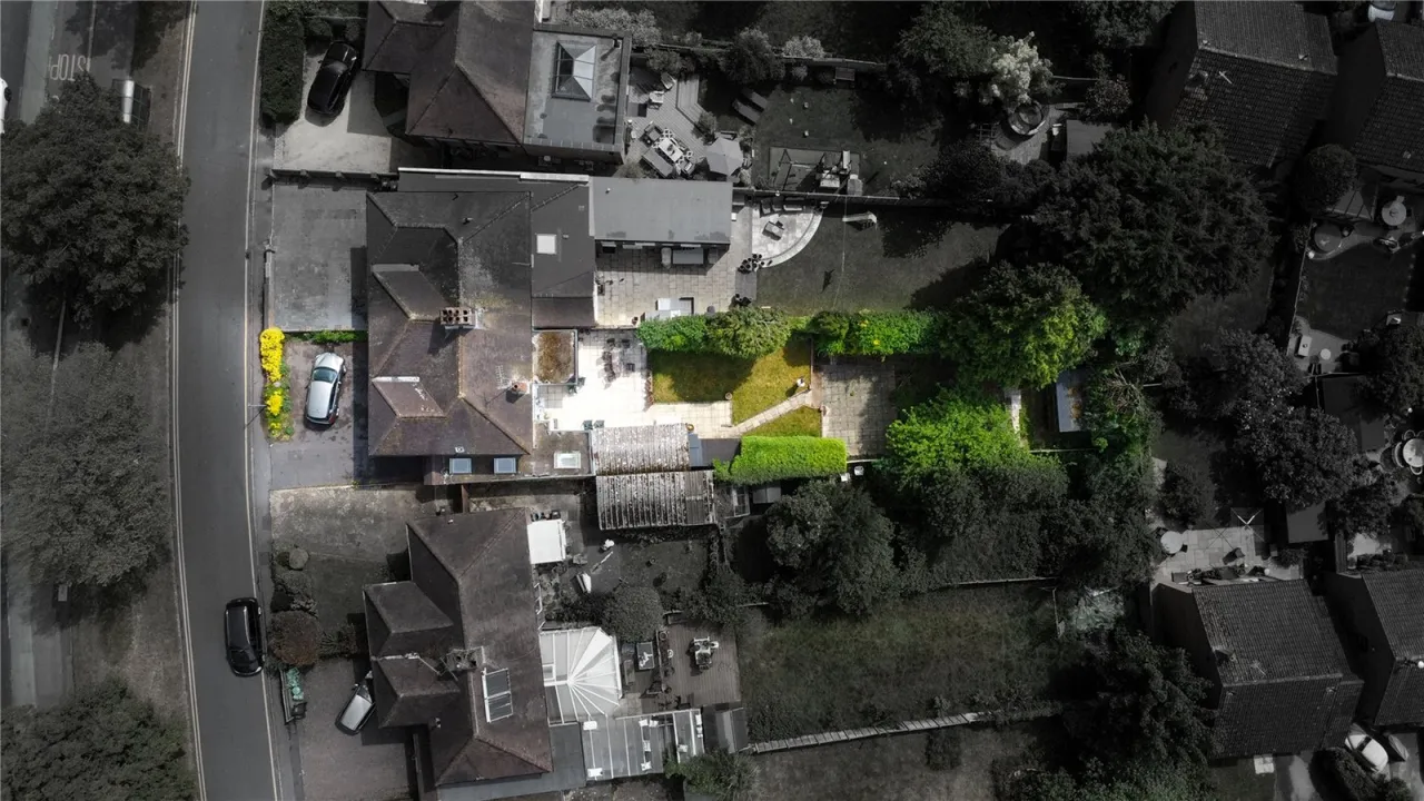 Wokingham Road, Earley, RG6, photo 2