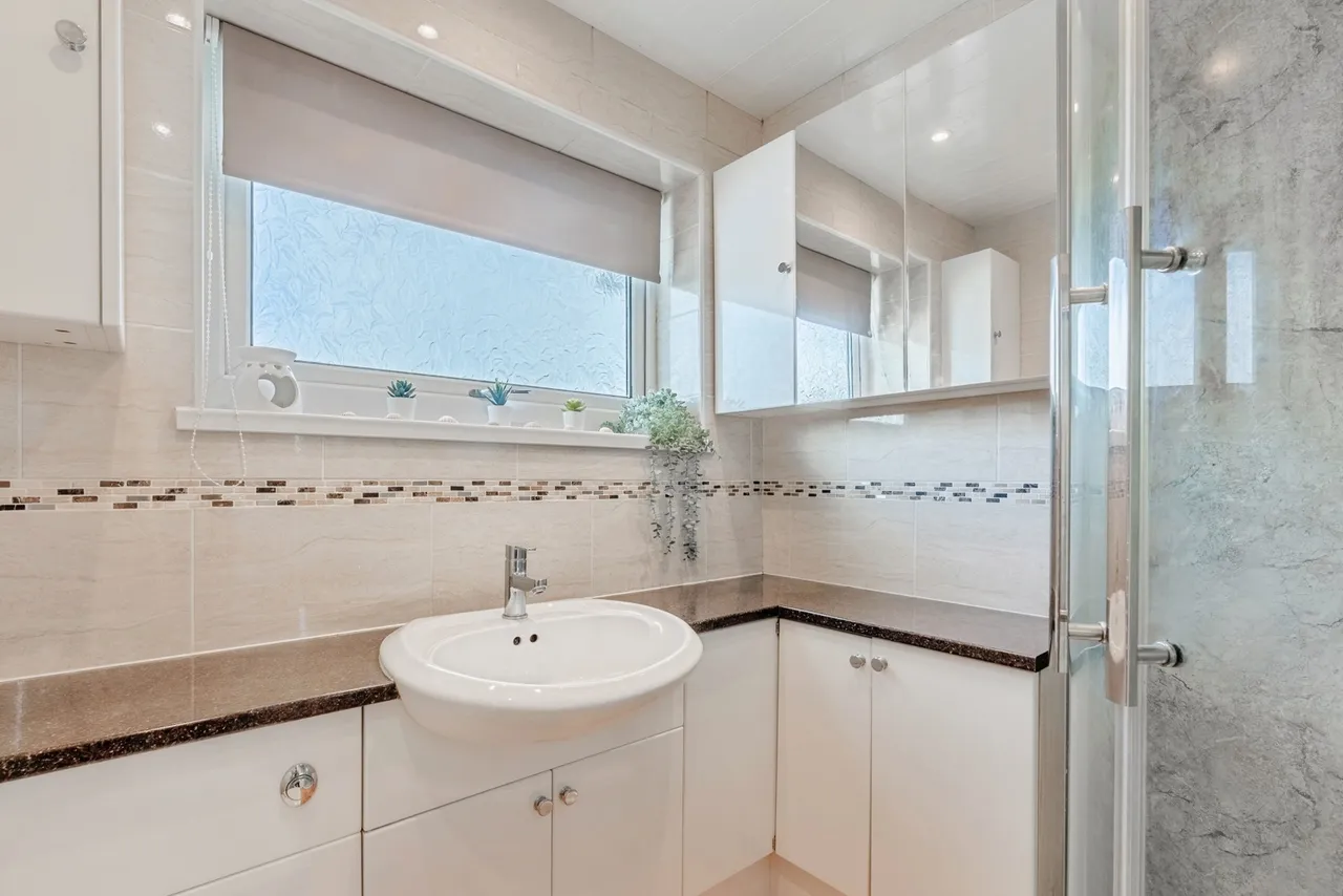 Talbot Drive, Briercliffe, Burnley, Lancashire, BB10, photo 23