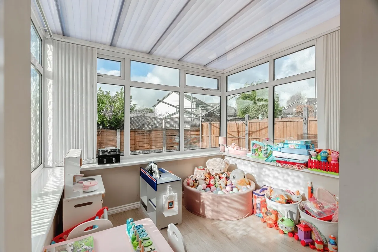 Talbot Drive, Briercliffe, Burnley, Lancashire, BB10, photo 14
