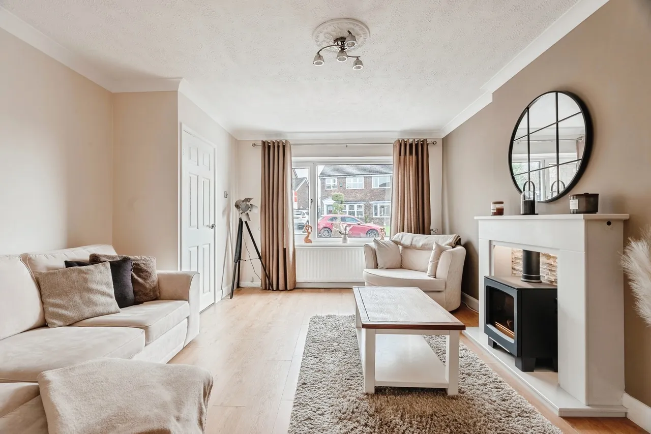 Talbot Drive, Briercliffe, Burnley, Lancashire, BB10, photo 3