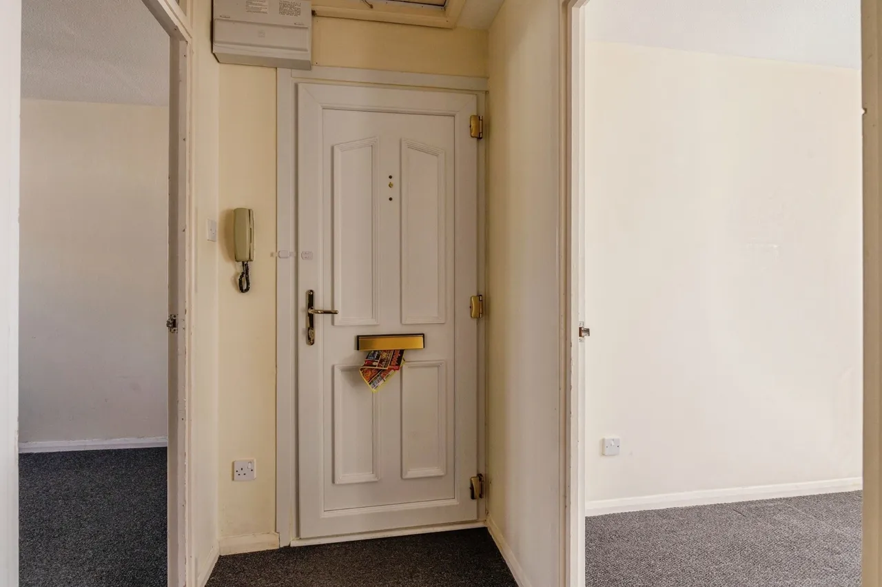 Ferro Road, Rainham, RM13, photo 17