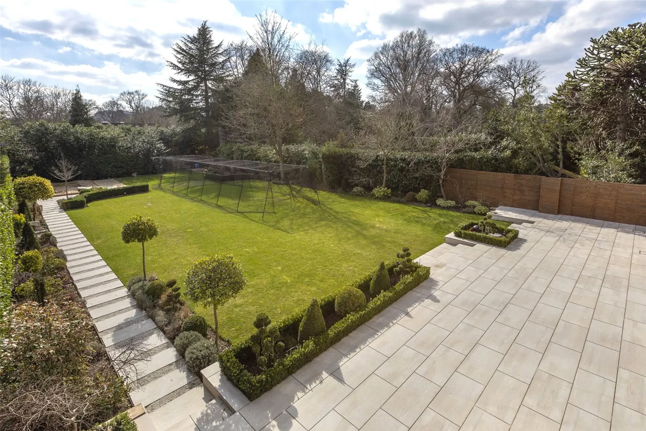 Monks Road, Wentworth Estate, GU25, photo 16
