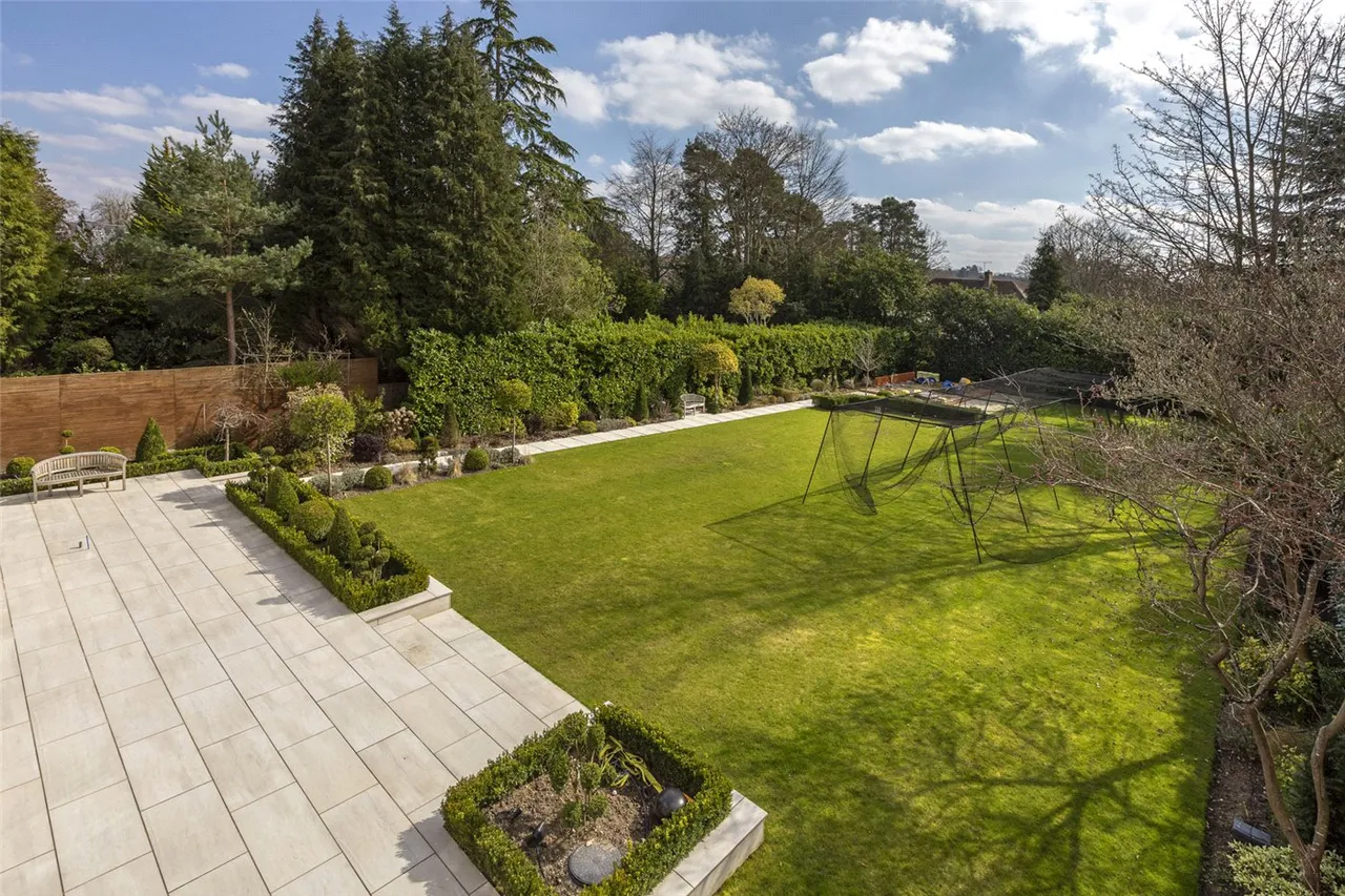 Monks Road, Wentworth Estate, GU25, photo 17