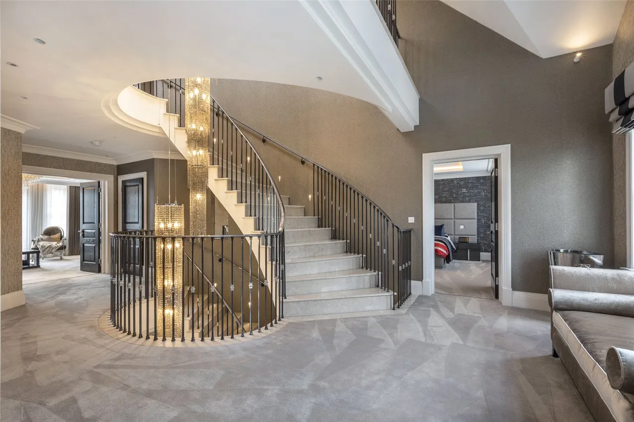 Monks Road, Wentworth Estate, GU25, photo 10