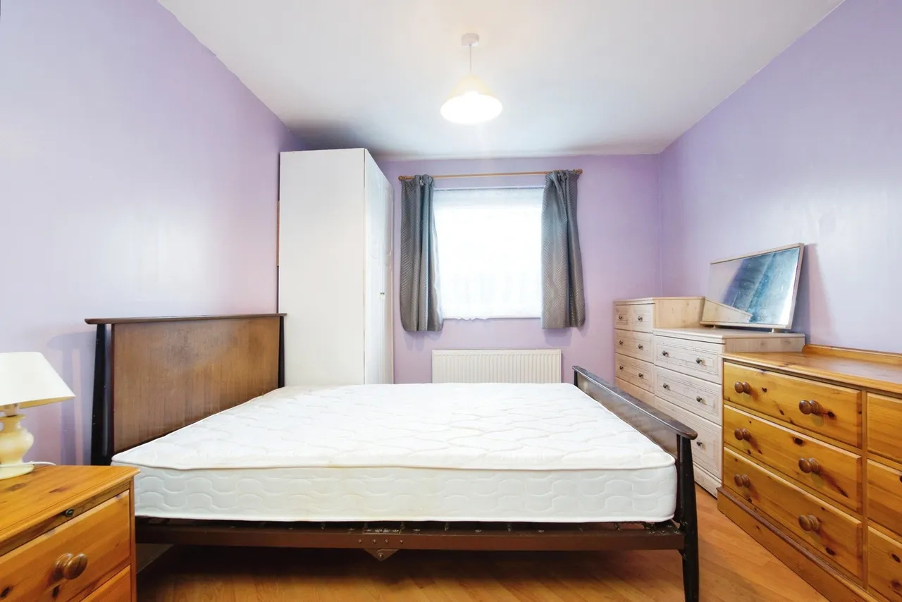 Burrage Road, Redhill, RH1, photo 8
