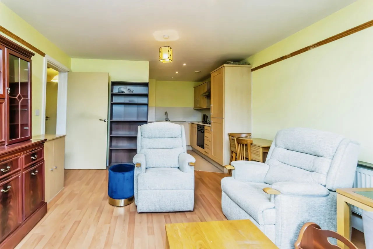 Burrage Road, Redhill, RH1, photo 12