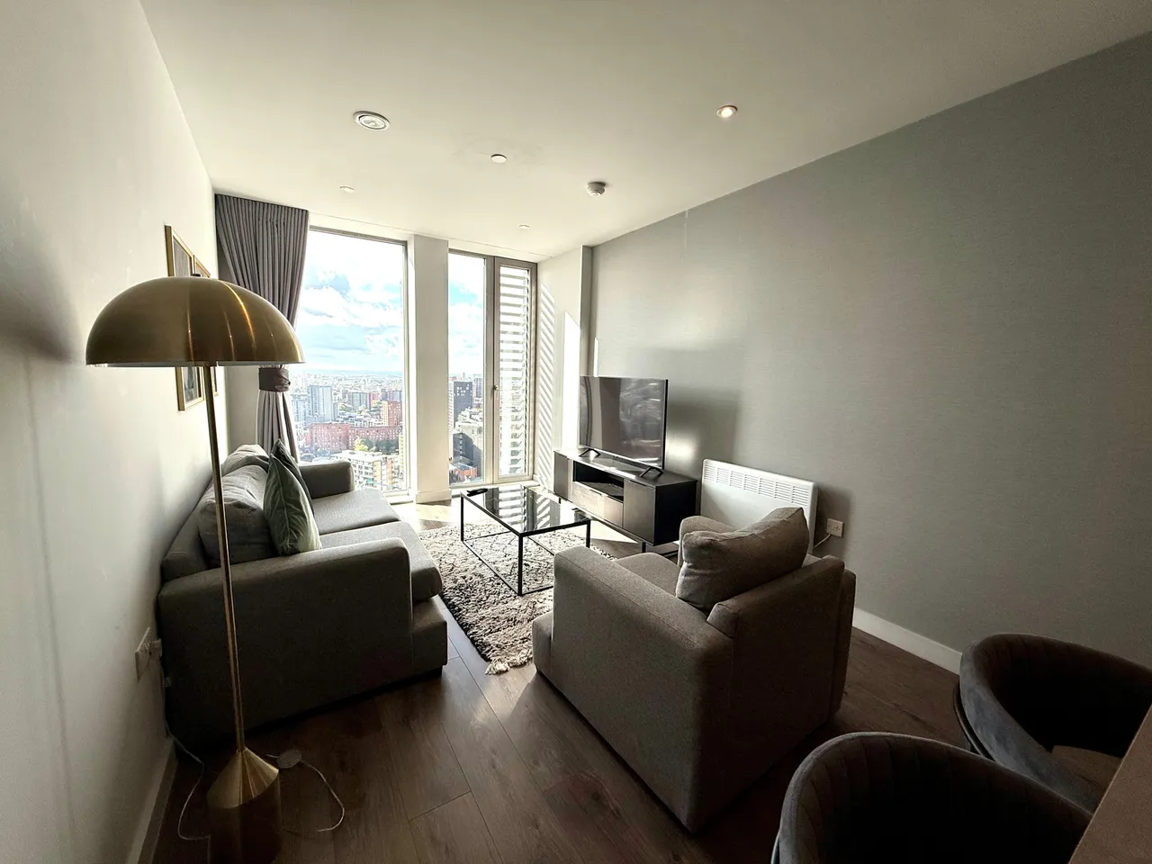 Embankment, Greengate, M3, photo 3