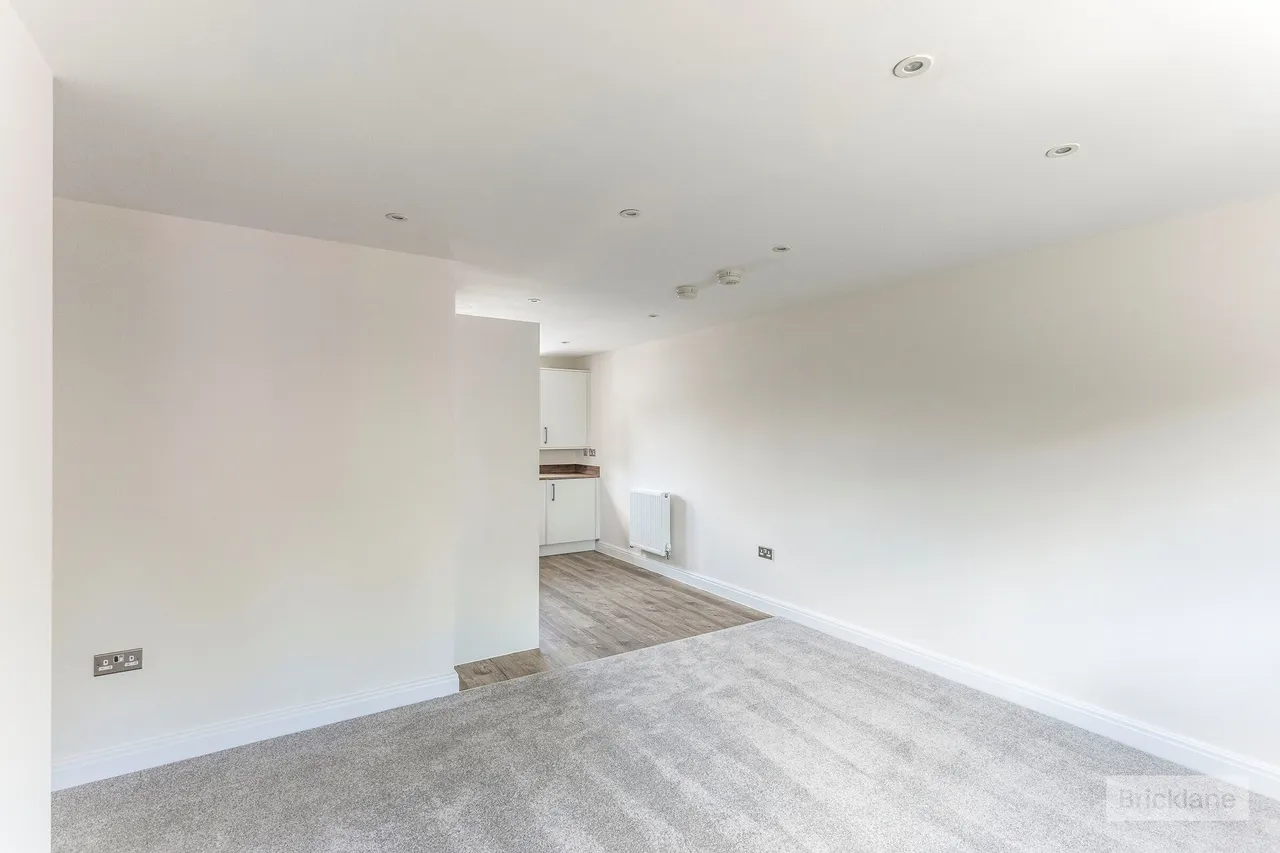 Meadow House Drive, COVENTRY, photo 3