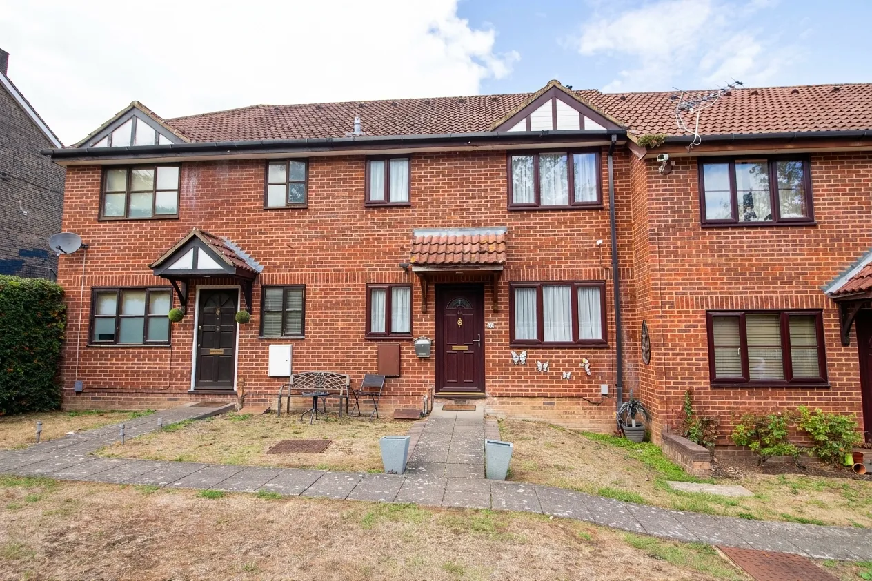 1 bed house for sale — St. Andrews Terrace Prestwick Road, Watford, Watford, WD19 6UZ