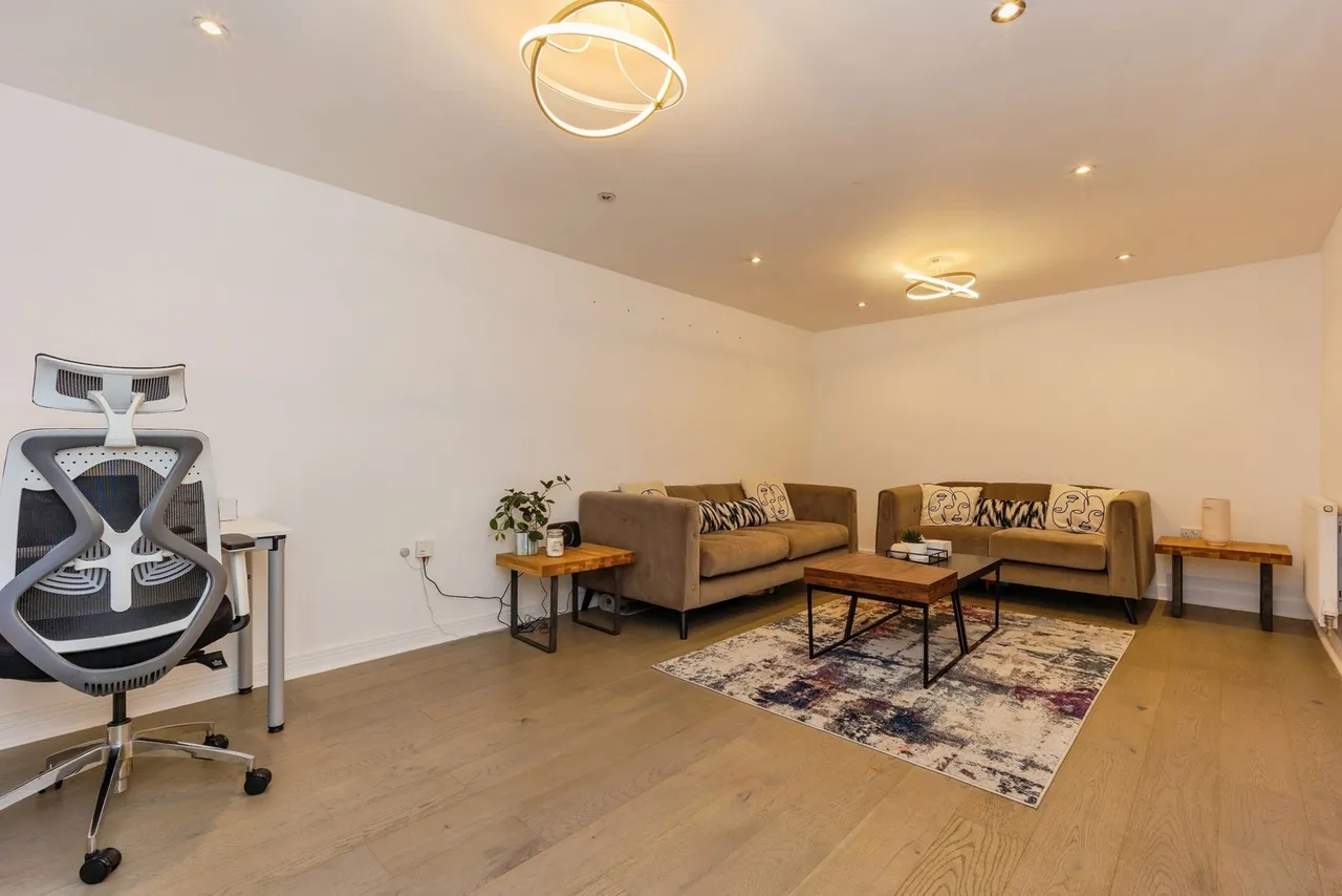 Blackthorn Road, Hazel Grove, Stockport, Greater Manchester, SK7, photo 16