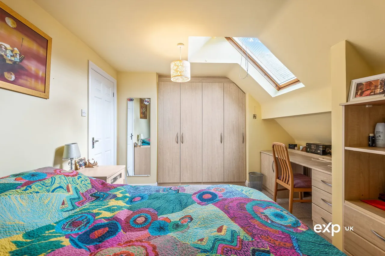 Regina Crescent, Ravenshead, photo 25