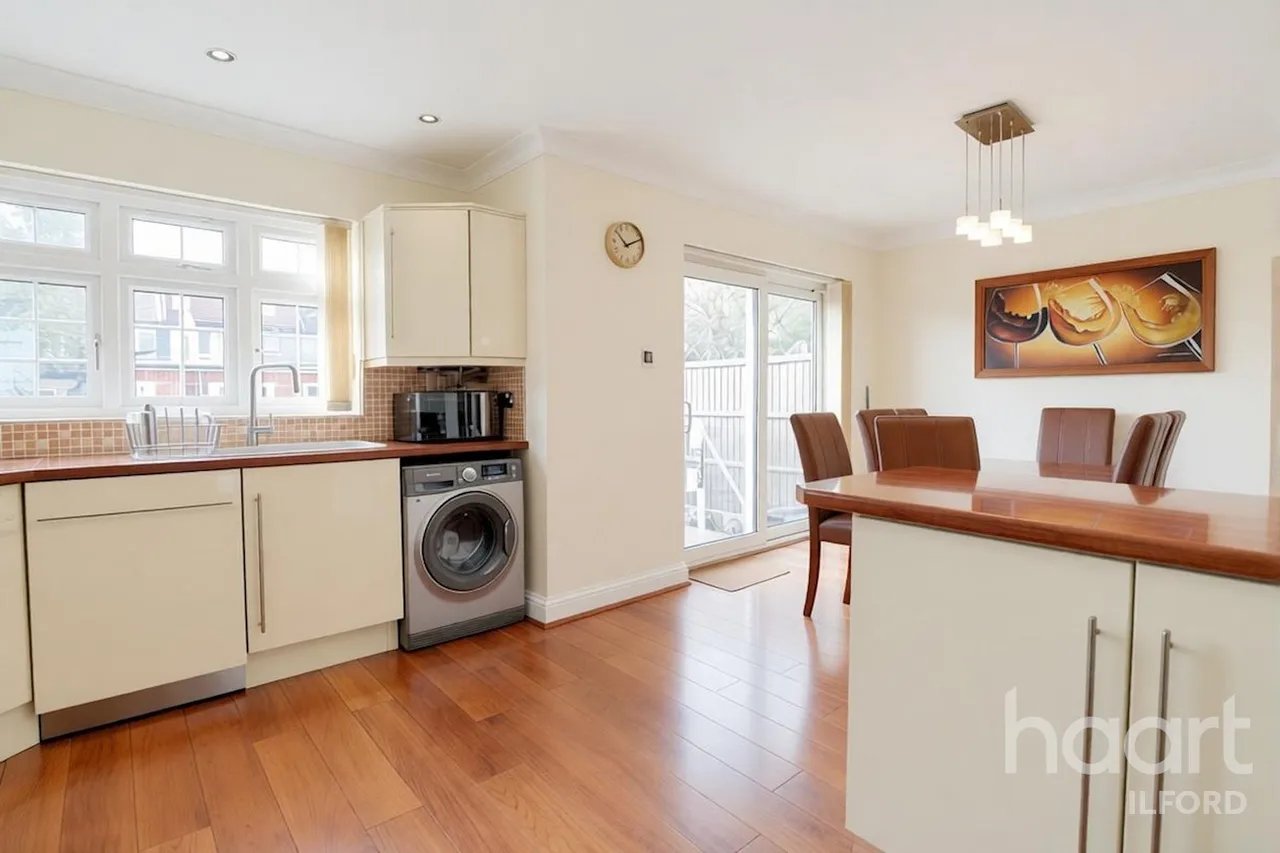 St Georges Road, Ilford, IG1, photo 3