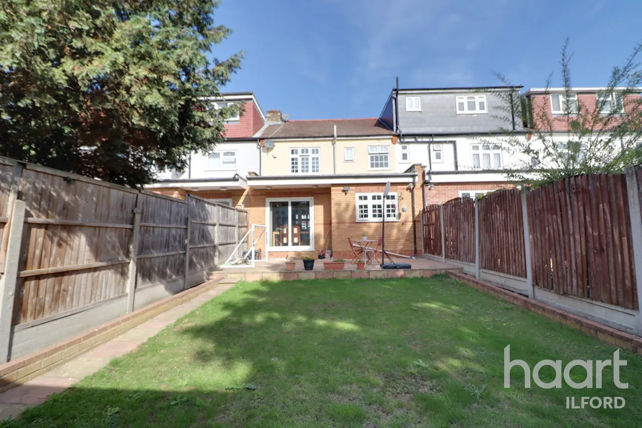 St Georges Road, Ilford, IG1, photo 17