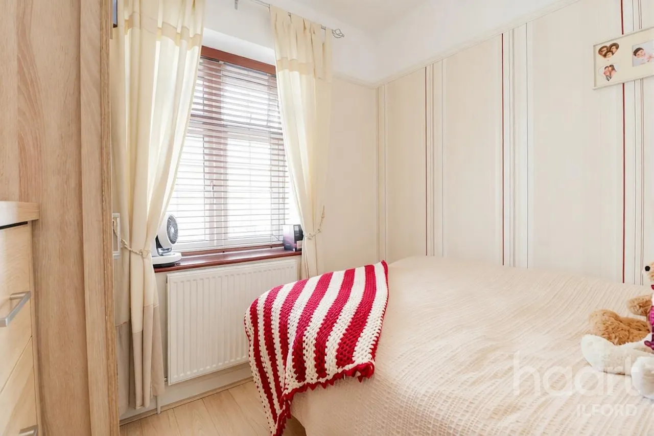 St Georges Road, Ilford, IG1, photo 13