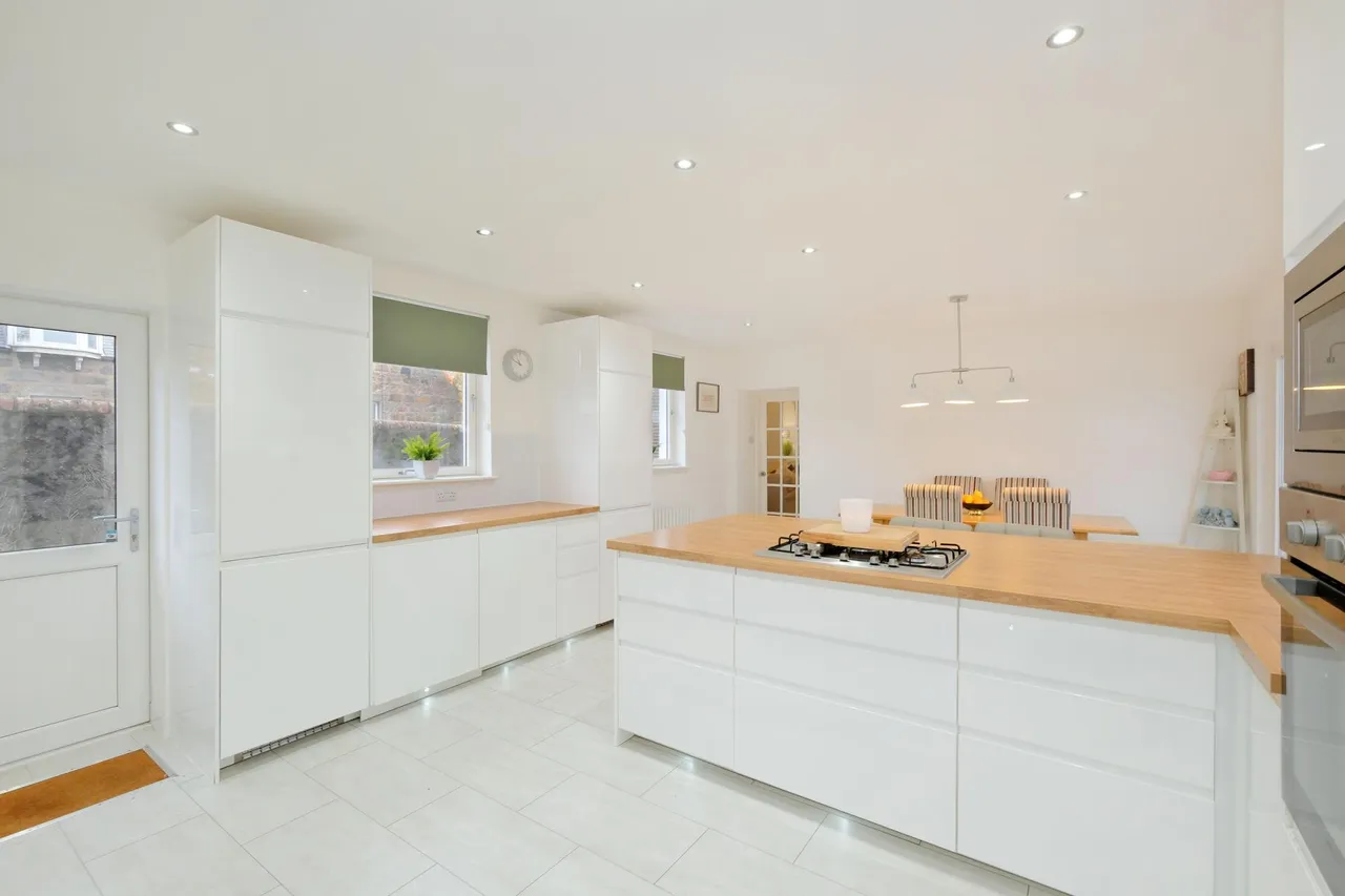 Broomhill Road, Broomhill, AB10, photo 14