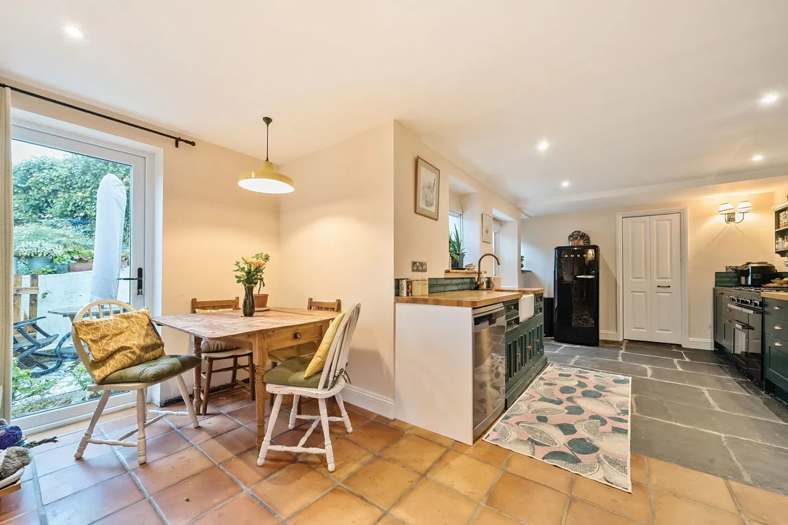 25 St Stephens Hill, Launceston, Cornwall, PL15 8HP, photo 3