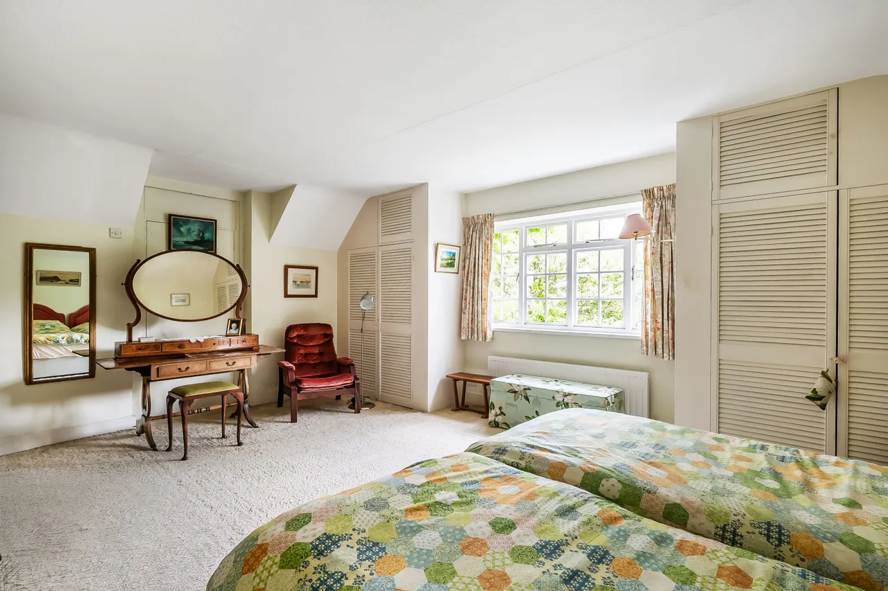 Roodlands Lane, Four Elms, TN8, photo 10