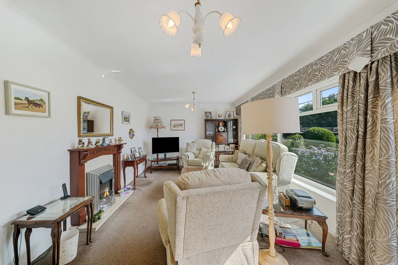 Hill View, Widnes, Widnes, WA8 9AL, photo 8