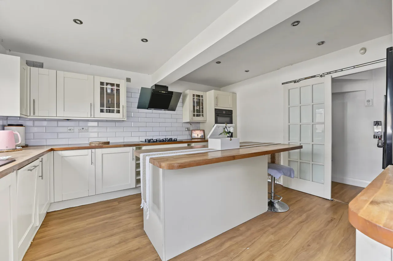 Woodgrange Avenue, Enfield, EN1, photo 8