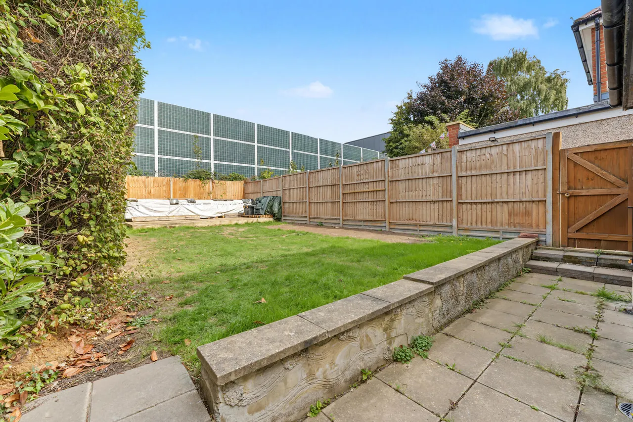 Woodgrange Avenue, Enfield, EN1, photo 13