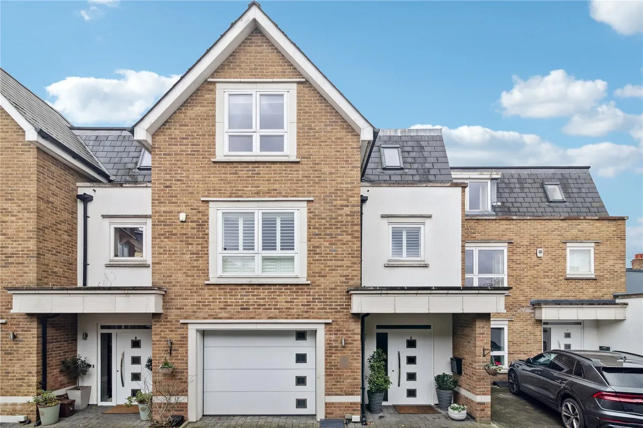Clavering Place, London, SW12, photo 2