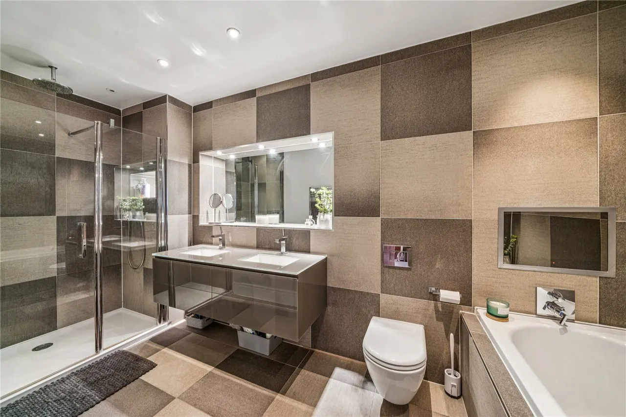 Clavering Place, London, SW12, photo 8
