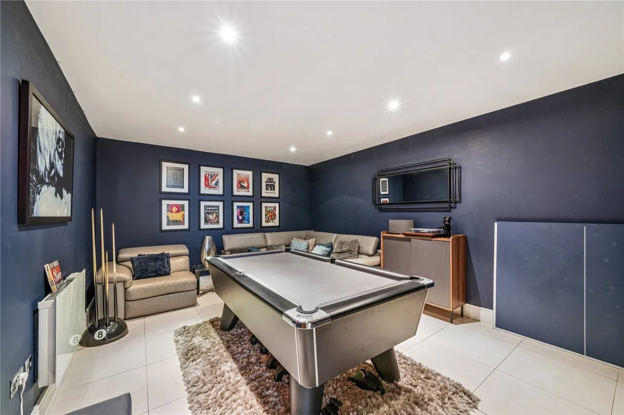Clavering Place, London, SW12, photo 6