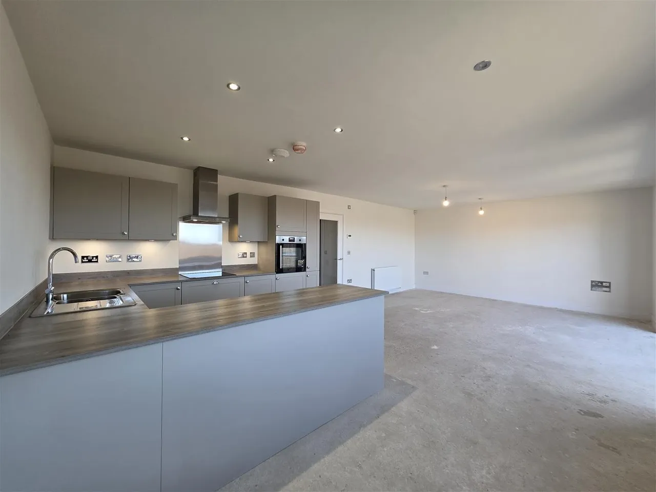 Heather Pastures, Scarborough, North Yorkshire YO11 3YH, photo 10