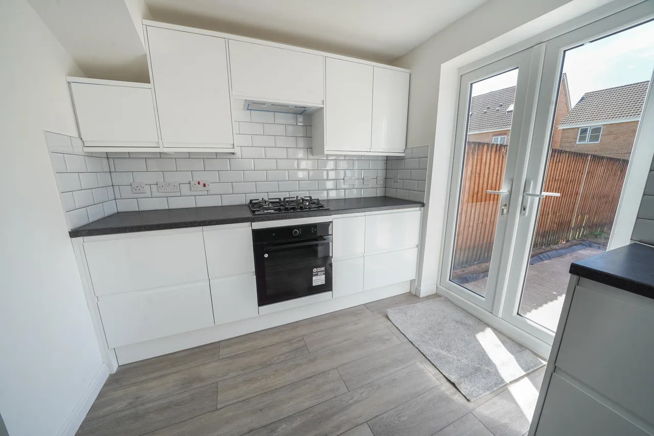 Llys Ael Y Bryn, Swansea, SA7, photo 9