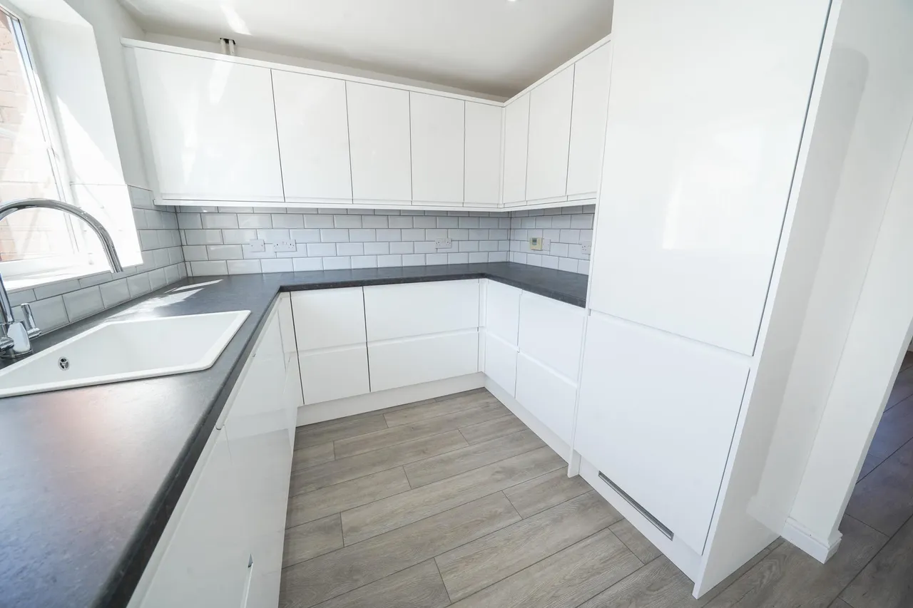 Llys Ael Y Bryn, Swansea, SA7, photo 7