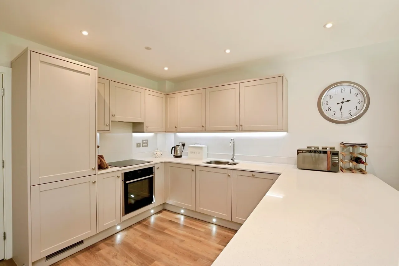 Farriers Field, Easebourne, GU29, photo 6