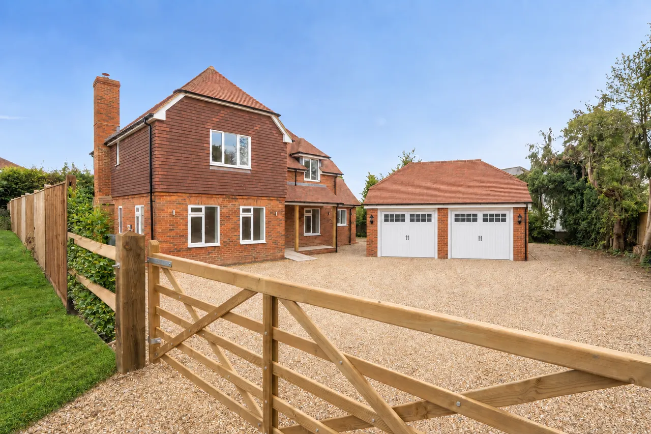4 bed house for sale — Wood Ride, Haywards Heath, RH16