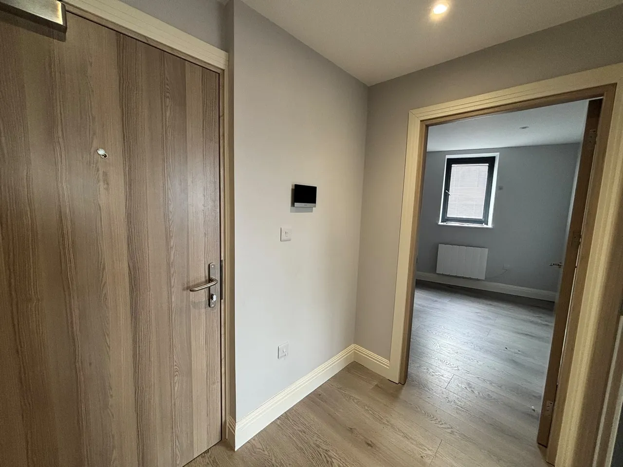 Barking Road, London, E13, photo 9