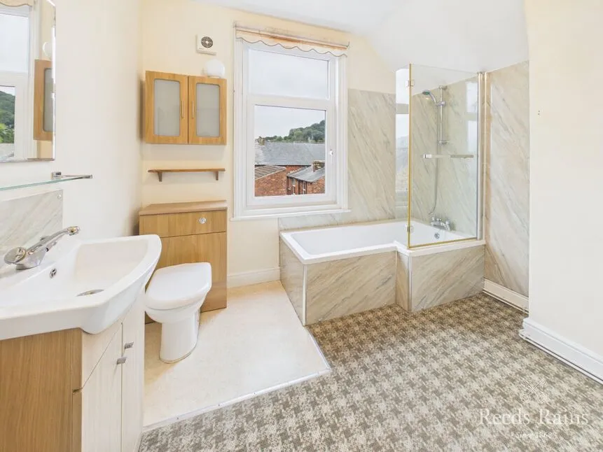 Highfield, Scarborough, YO12, photo 13