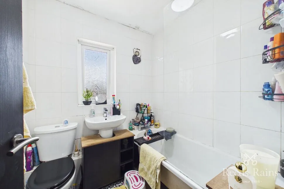 Ambleside, Wigan, WN5, photo 12