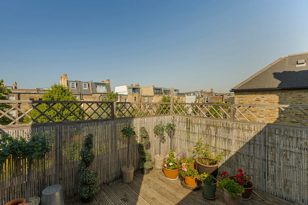Dorncliffe Road, Fulham, South West London, photo 11