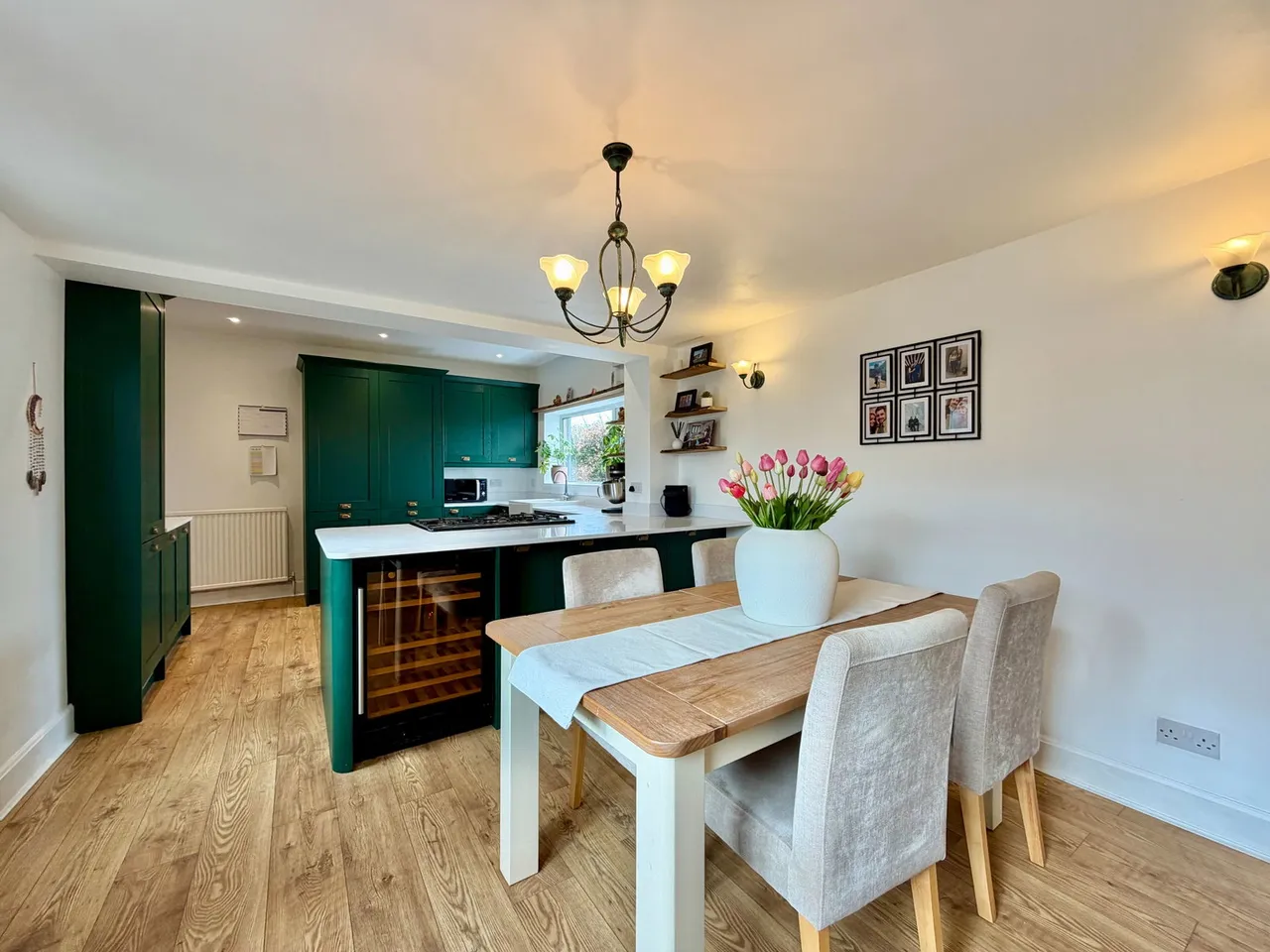 Oakridge, Garden Village, CA2, photo 2
