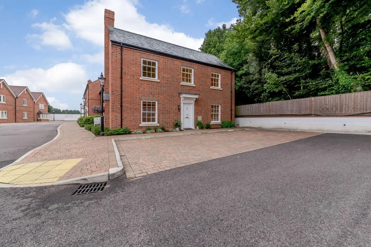 Bridge Park, Twyford, RG10, photo 11