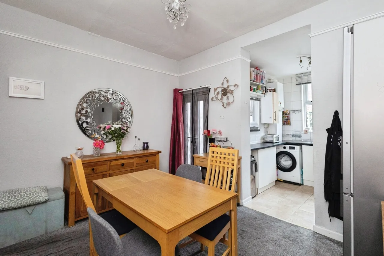 Churchill Street, Stockport, SK4, photo 7