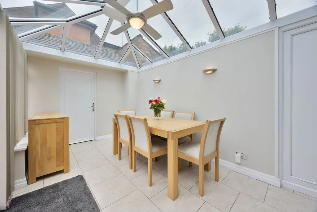 Chaucer Place, Whitley, photo 6