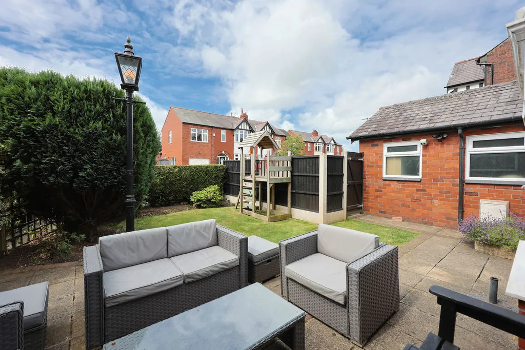 Chaucer Place, Whitley, photo 42
