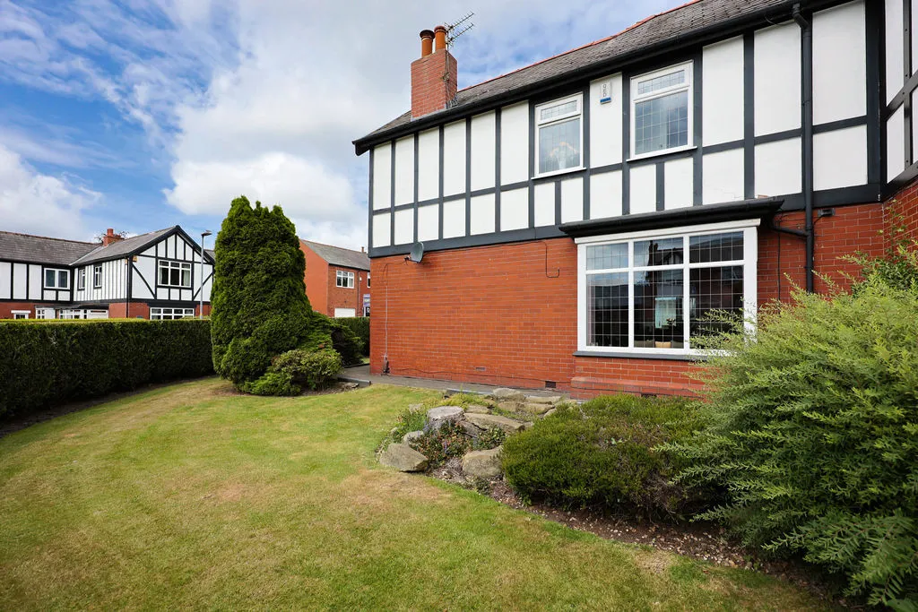 Chaucer Place, Whitley, photo 47