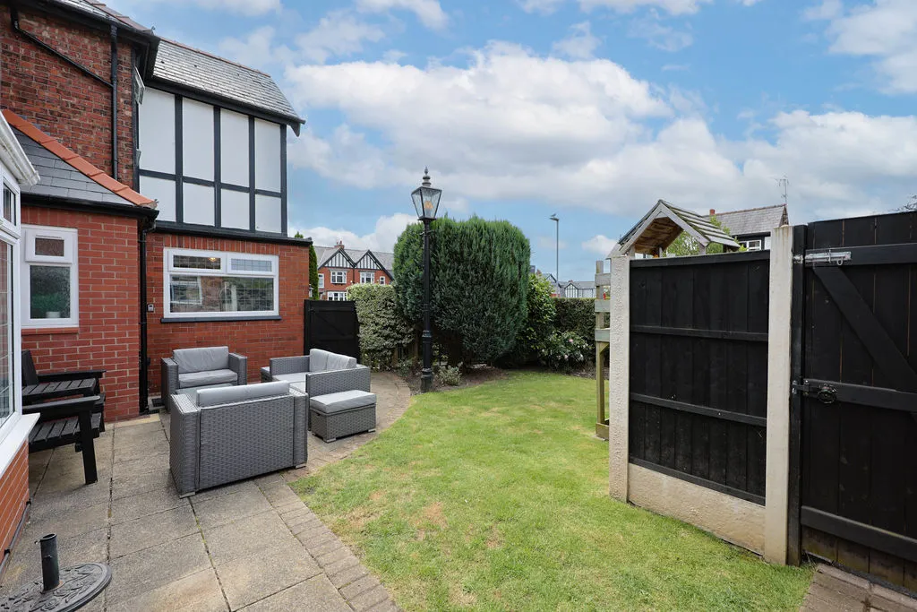Chaucer Place, Whitley, photo 43