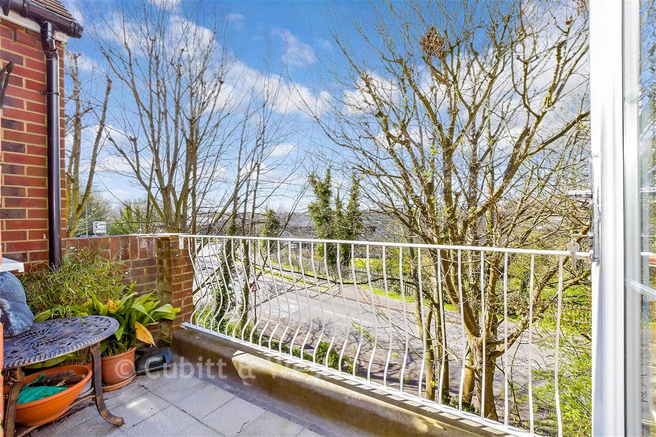 Brockhampton Road, Havant, PO9, photo 6