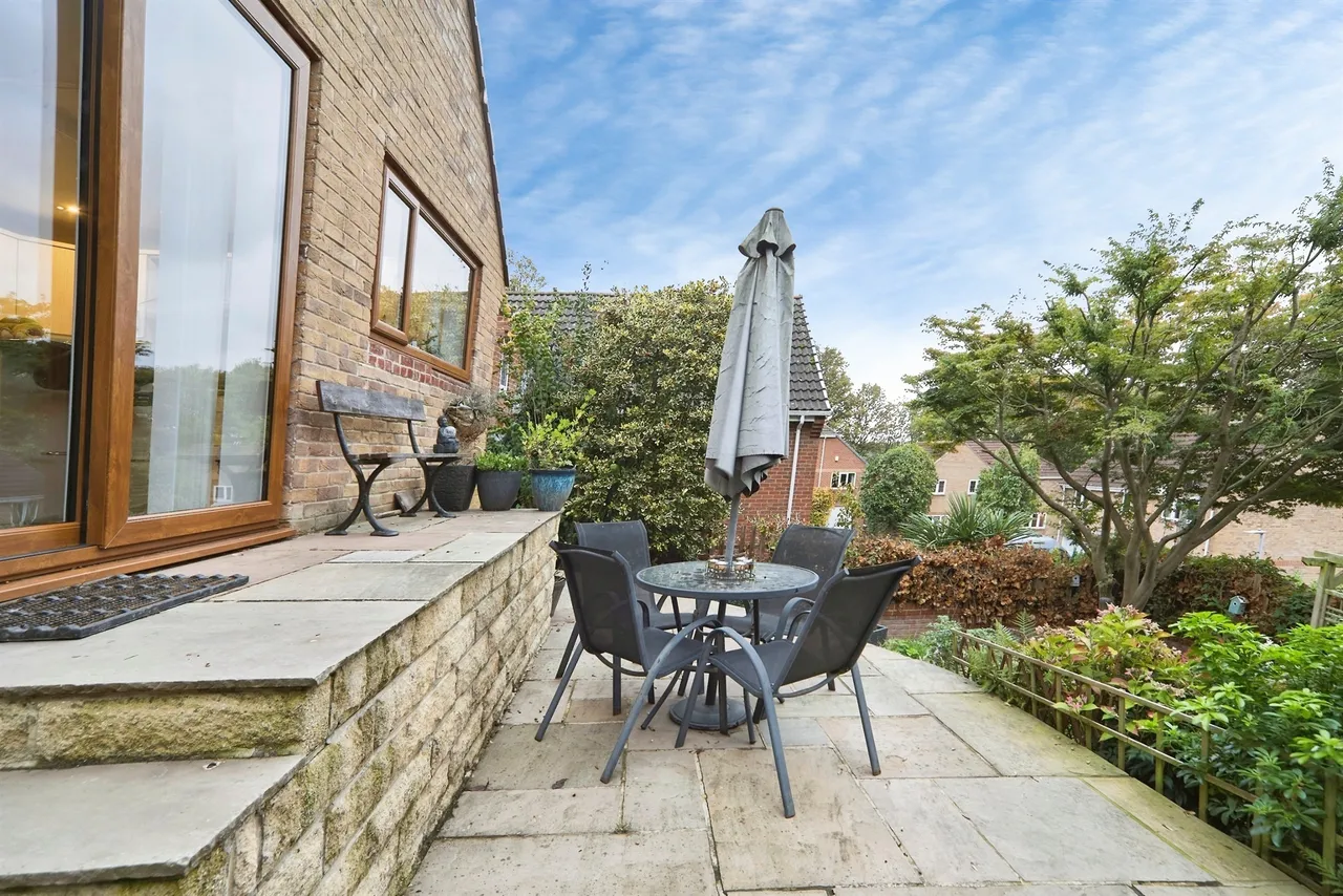 Ivy Chase, Pudsey, LS28, photo 13