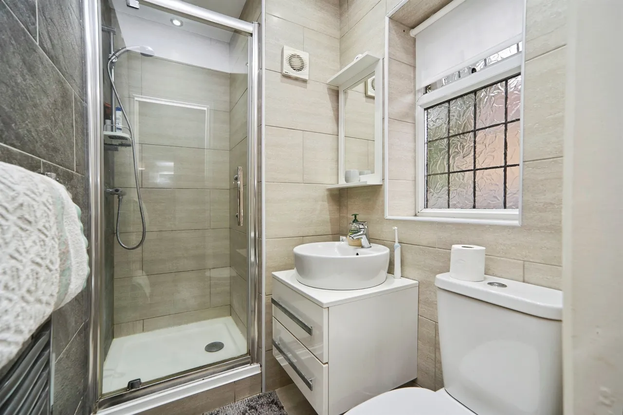 Ivy Chase, Pudsey, LS28, photo 18