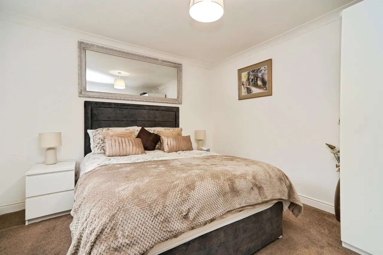 Ivy Chase, Pudsey, LS28, photo 14