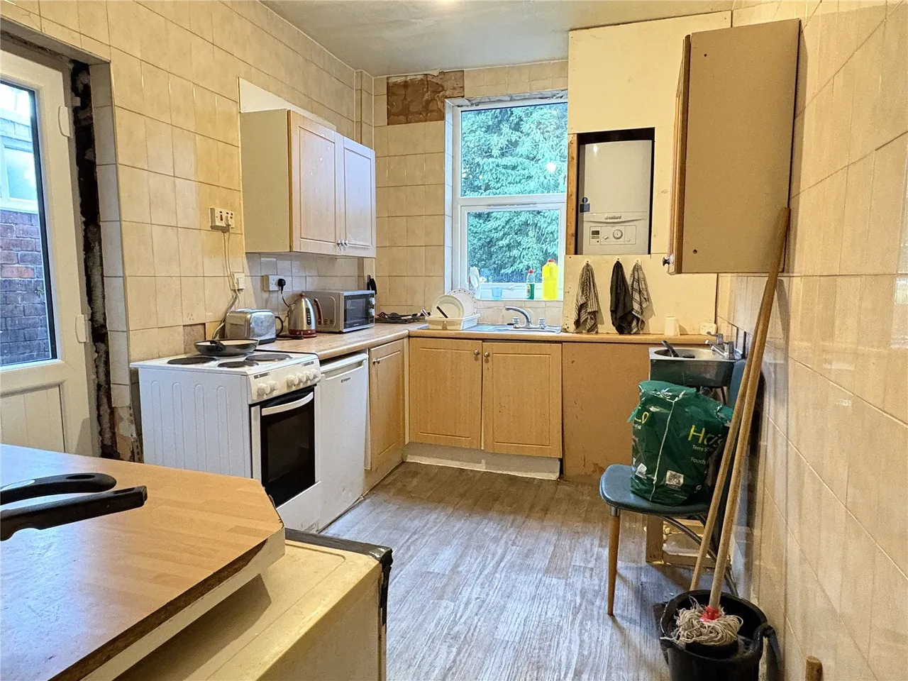 Abbey Hills Road, Oldham, OL8, photo 4