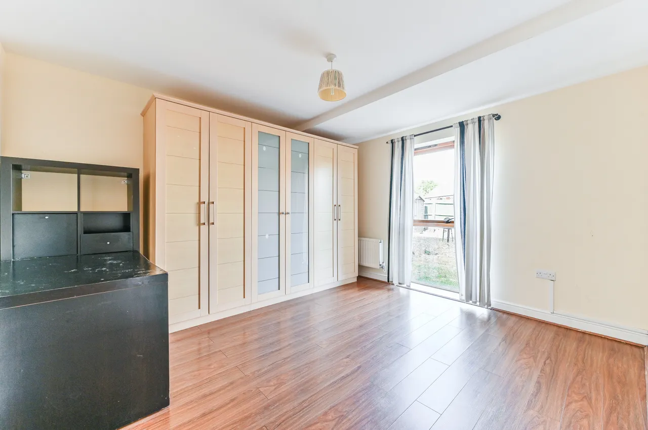 3 Goodman Crescent, Croydon, photo 10