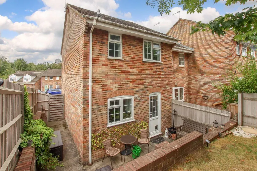 Grove Gardens, Tring, Hertfordshire, HP23 5PY, photo 12